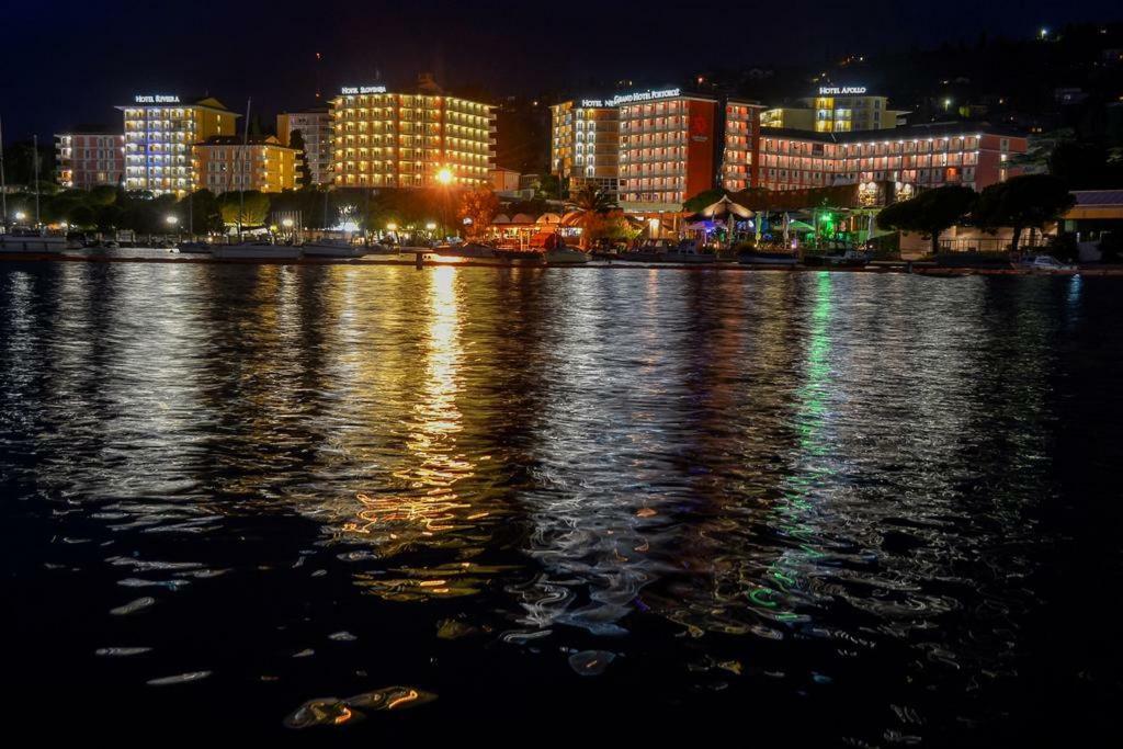 Floating Sea House Portorose Hotell Exteriör bild